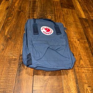 Fjallraven Kanken mini backpack